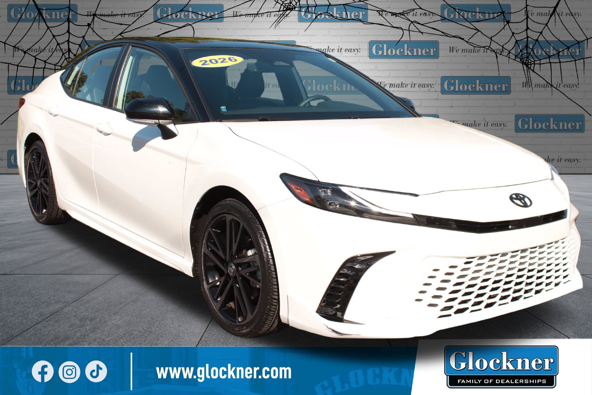 Used 2026 Toyota Camry XSE AWD/4WD image 3