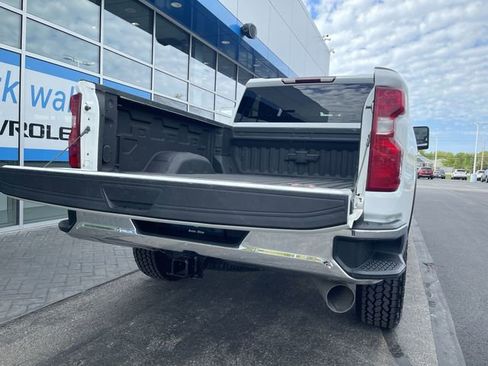 Certified 2023 Chevrolet Silverado 2500 LT AWD/4WD image 23