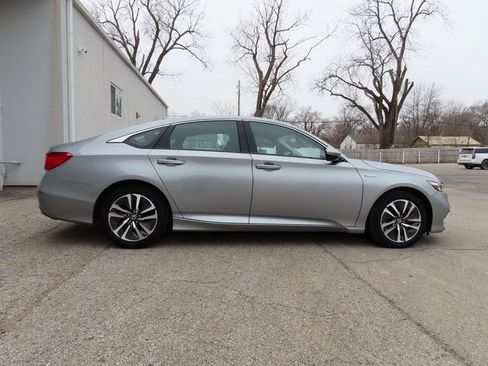 Used 2020 Honda Accord Hybrid image 8