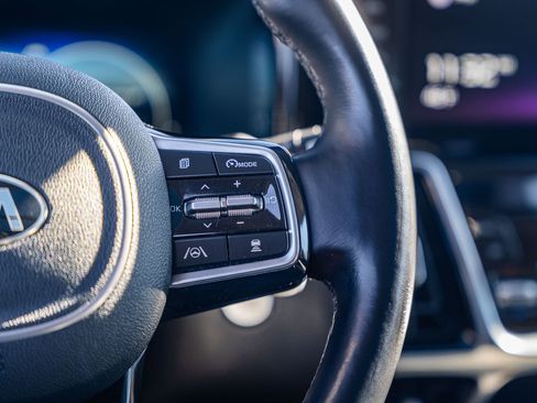 Used 2021 Kia Sorento SX image 31