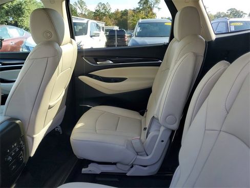 Used 2024 Buick Enclave Essence w/ Experience Buick Package image 27