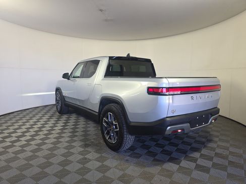 Used 2023 Rivian R1T Launch Edition image 3