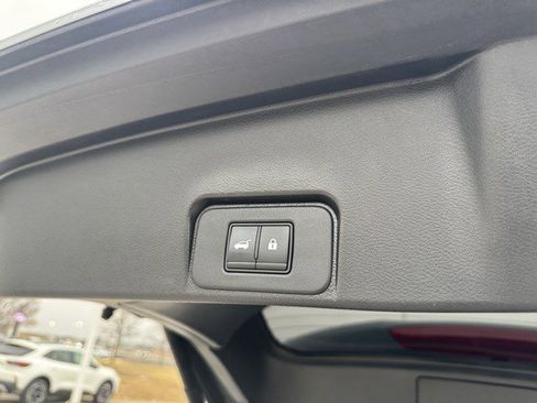 Used 2022 Nissan Rogue SL w/ SL Premium Package image 33