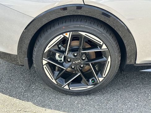 New 2026 Kia K4 GT-Line FWD image 17