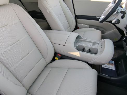 New 2026 Hyundai Palisade Calligraphy image 10