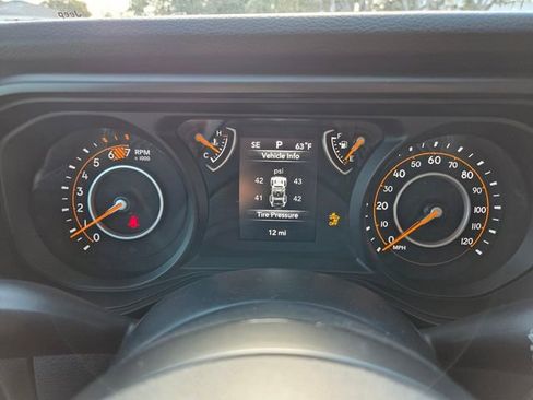 Used 2026 Jeep Wrangler Sport S image 31