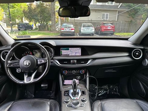 Used 2020 Alfa Romeo Stelvio Ti w/ Active Blind Spot Package AWD/4WD image 22