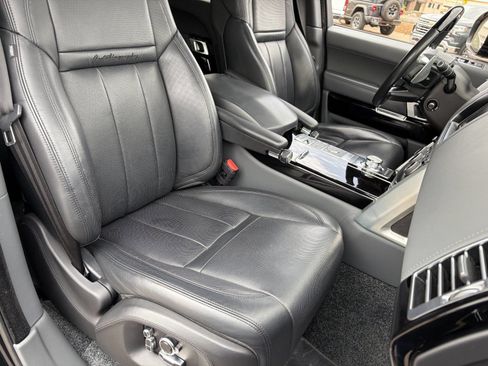 Used 2017 Land Rover Range Rover LWB SV Autobiography AWD/4WD image 11