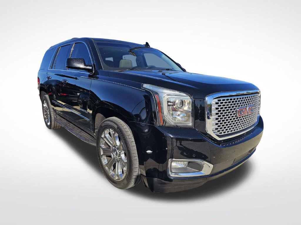Used 2017 GMC Yukon Denali w/ Open Road Package RWD image 2