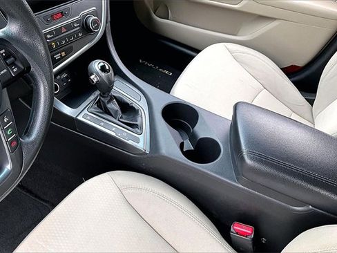 Used 2013 Kia Optima LX w/ Convenience Plus Pkg image 17