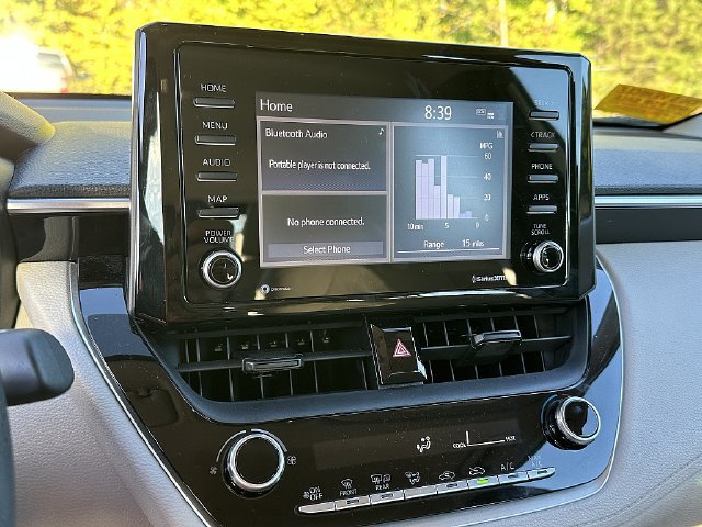 Used 2022 Toyota Corolla Cross L FWD image 12