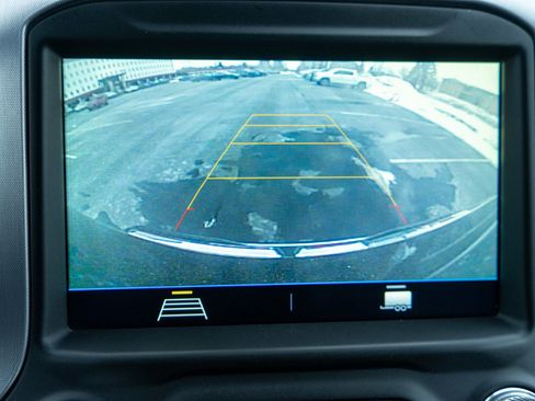 Used 2021 GMC Sierra 2500 SLE w/ SLE Value Package; image 18