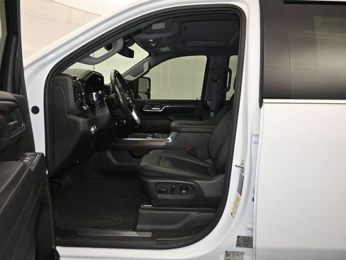 Used 2024 GMC Sierra 3500 SLT w/ SLT Premium Package AWD/4WD image 23