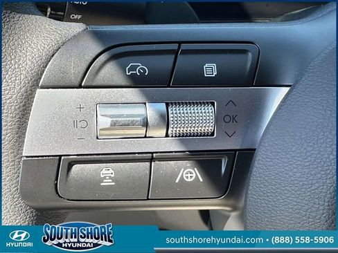 Certified 2025 Hyundai Tucson SE AWD/4WD image 21