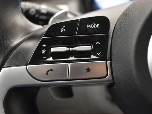 Used 2024 Hyundai Tucson Limited image 25