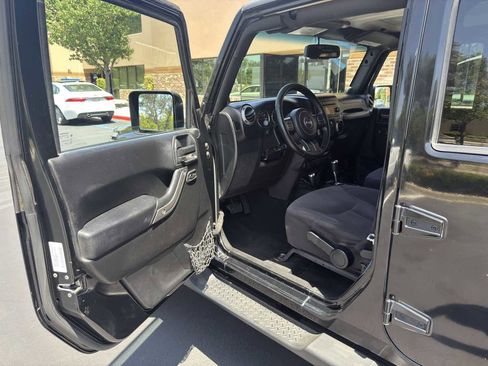 Used 2013 Jeep Wrangler Unlimited Sport image 30