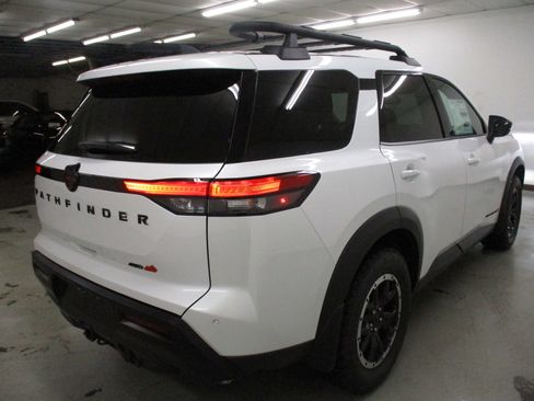 New 2026 Nissan Pathfinder Rock Creek AWD/4WD image 7