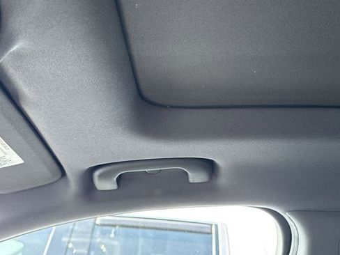 Used 2024 Chevrolet Equinox RS w/ RS Leather Package FWD image 17