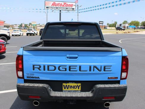 Used 2025 Honda Ridgeline TrailSport image 7