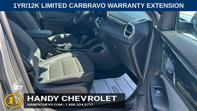 Used 2025 Chevrolet TrailBlazer LT AWD/4WD image 44