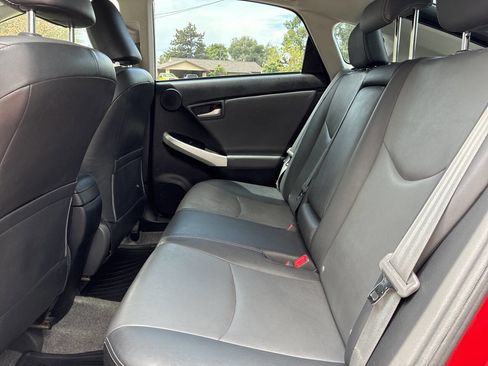 Used 2013 Toyota Prius Four w/ Deluxe Solar Roof Pkg FWD image 10