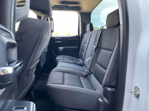 Used 2018 Chevrolet Silverado 1500 LT image 17