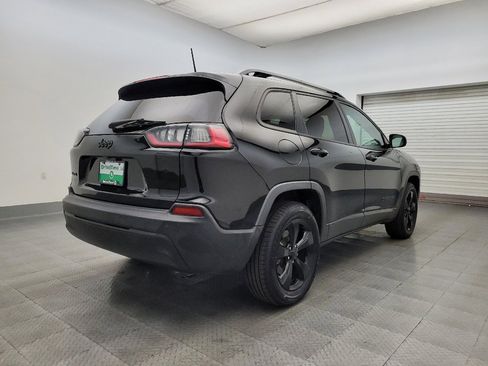 Used 2020 Jeep Cherokee Latitude Plus image 9