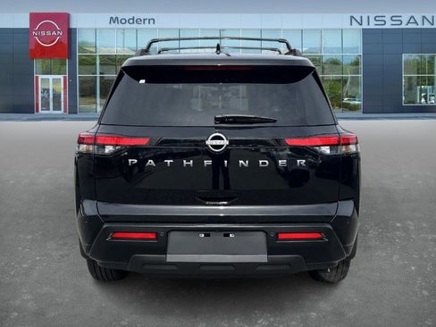 New 2026 Nissan Pathfinder SV image 6
