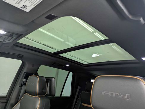 Used 2021 GMC Yukon AT4 w/ AT4 Premium Plus Package AWD/4WD image 21