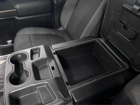 Used 2022 Chevrolet Silverado 1500 LT w/ Safety Package AWD/4WD image 25