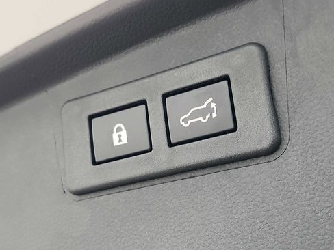 Used 2025 Subaru Outback Limited XT image 28