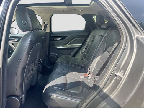 Used 2020 Jaguar F-PACE Prestige AWD/4WD image 25