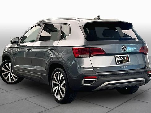 Used 2022 Volkswagen Taos SE FWD image 12