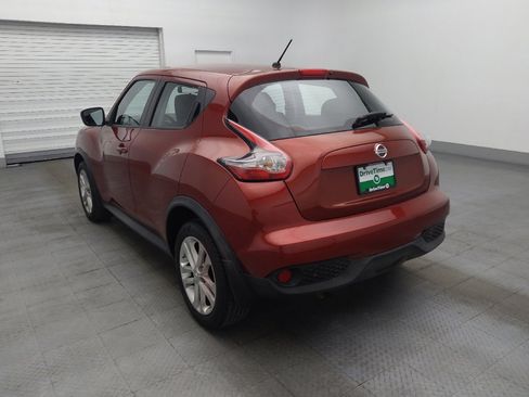 Used 2015 Nissan Juke S FWD image 5
