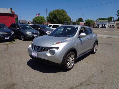 Used 2014 Nissan Juke S AWD/4WD image 1