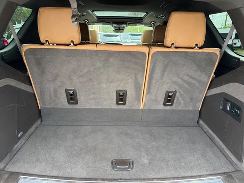 Used 2021 Cadillac Escalade Sport RWD image 6