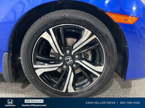 Used 2018 Honda Civic Touring image 12