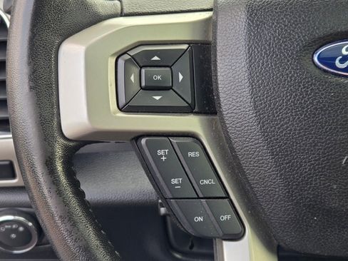 Used 2018 Ford F150 Lariat w/ Equipment Group 501A Mid image 29