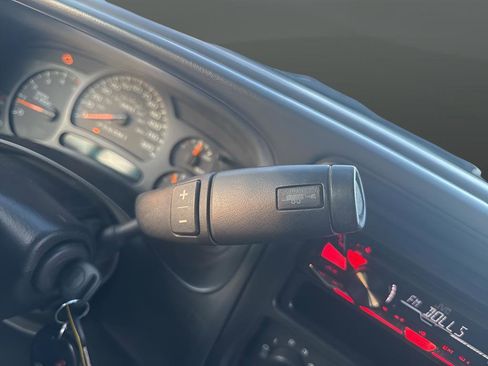 Used 2007 GMC Sierra 2500 SLE w/ Heavy-Duty Power Package image 33