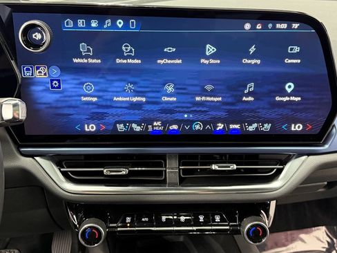 Used 2025 Chevrolet Equinox EV LT w/ Convenience Package II FWD image 21