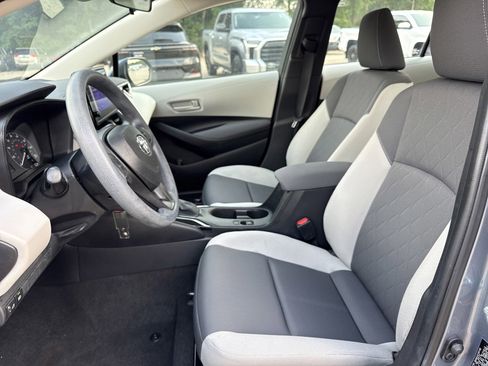 Used 2023 Toyota Corolla LE FWD image 11