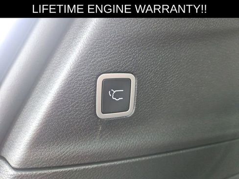 New 2026 Chrysler Voyager LX FWD image 32