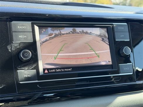 Used 2024 Volkswagen Taos S image 17