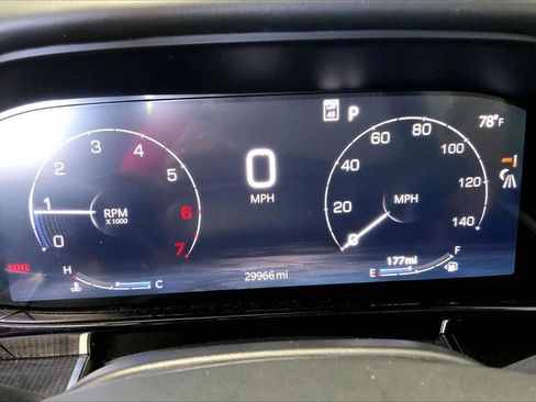 Used 2024 Jeep Grand Wagoneer L Series III w/ Rear Seat Video Group 1 AWD/4WD image 18