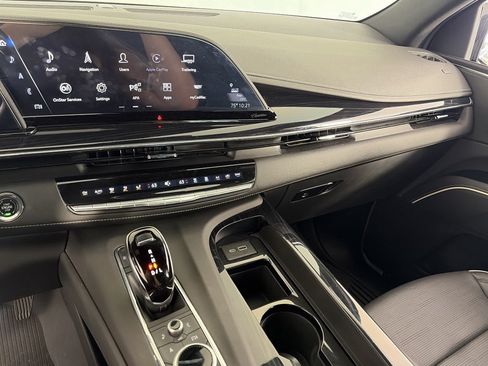 Used 2023 Cadillac Escalade Sport w/ LPO, ONYX Package AWD/4WD image 4
