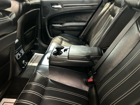 Used 2013 Chrysler 300 S AWD/4WD image 5