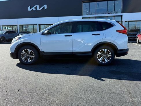 Used 2019 Honda CR-V LX image 6