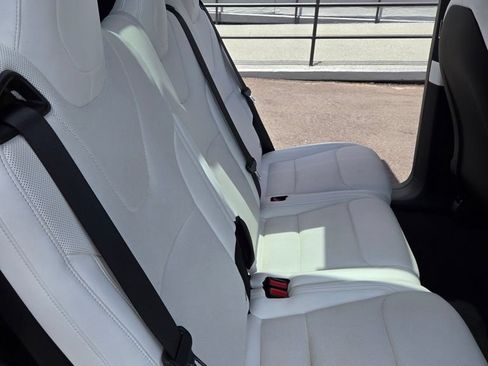 Used 2022 Tesla Model X AWD/4WD image 45