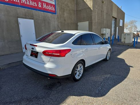 Used 2018 Ford Focus SE image 8