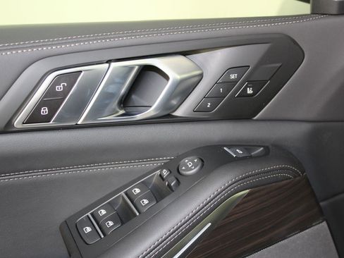 New 2026 BMW X5 xDrive40i w/ Climate Comfort Package image 22